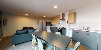 Student Only Canvas Arundel House