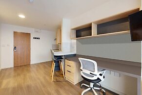 Student Only Canvas Arundel House