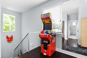 Stunning Centrally Located FUN 3BR Home