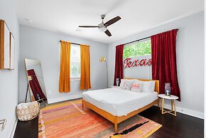 Stunning Centrally Located FUN 3BR Home