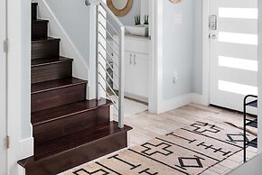 Stunning Centrally Located FUN 3BR Home