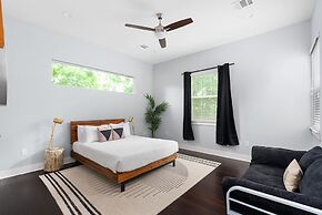 Stunning Centrally Located FUN 3BR Home