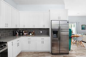 Stunning Centrally Located FUN 3BR Home