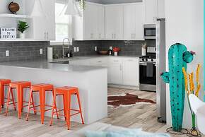 Stunning Centrally Located FUN 3BR Home