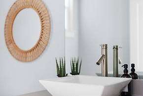 Stunning Centrally Located FUN 3BR Home