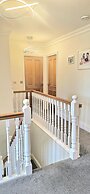 5-bedroom Family Holiday Home Sleeps 7 Garden Parking Pet Friendly Nor