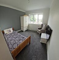 5-bedroom Family Holiday Home Sleeps 7 Garden Parking Pet Friendly Nor