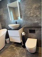 5-bedroom Family Holiday Home Sleeps 7 Garden Parking Pet Friendly Nor