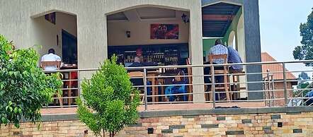Hotel Bafana International