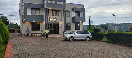 Hotel Bafana International