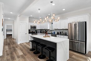 Lakefront Home w/ Pool, Spa, & Game Room!