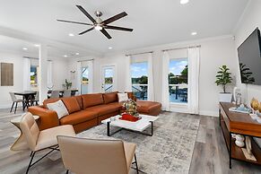 Lakefront Home w/ Pool, Spa, & Game Room!