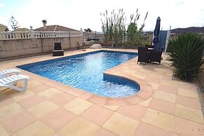 2bedrooms - 2bathrooms - Saltwater Pool - Parking