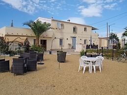 2bedrooms - 2bathrooms - Saltwater Pool - Parking