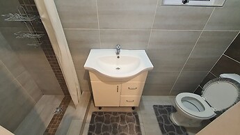 Solar Powered 3 bed Haven in Bannatyne Park