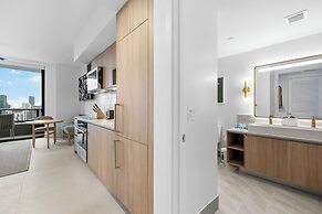 Panoramic City Views Studio in Miami