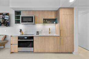 Panoramic City Views Studio in Miami