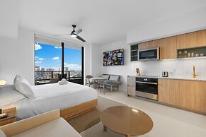 Panoramic City Views Studio in Miami