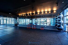 Apartment in New Luxury Condo Downtown