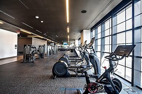 Apartment in New Luxury Condo Downtown