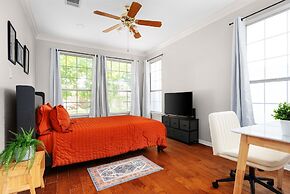 Neon Cowboy House With Private Pool