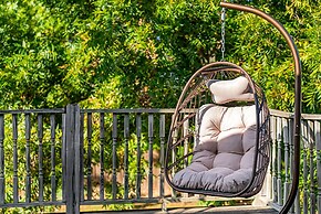 Neon Cowboy House With Private Pool