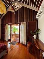 Moorea Reef Bungalows