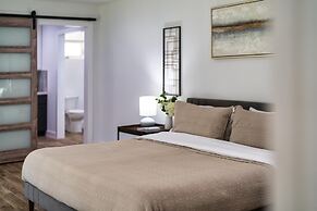 The Gateway 6BED 2 Houses GameRoom Pool