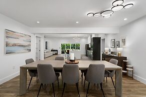 The Gateway 6BED 2 Houses GameRoom Pool