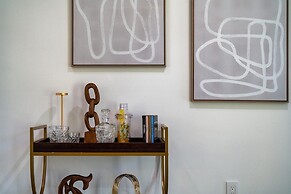 The Gateway 6BED 2 Houses GameRoom Pool