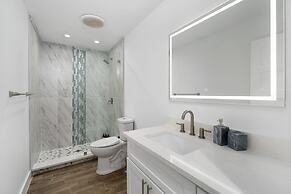 The Gateway 6BED 2 Houses GameRoom Pool