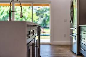 The Gateway 6BED 2 Houses GameRoom Pool