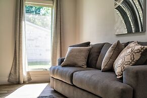 The Gateway 6BED 2 Houses GameRoom Pool