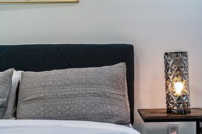 The Gateway 6BED 2 Houses GameRoom Pool