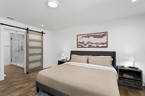 The Gateway 6BED 2 Houses GameRoom Pool