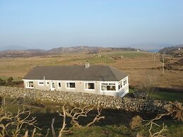 Private and Picturesque Luxury Cottage on Mull