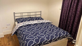 Modern Apt 3 Bedrooms Near Dundrum