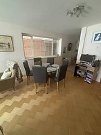 Modern Apt 3 Bedrooms Near Dundrum
