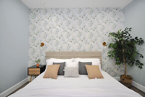 Cozy Retreat Near NRG Stadium, Free parking, Wi Fi