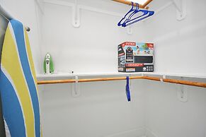 Cozy Retreat Near NRG Stadium, Free parking, Wi Fi