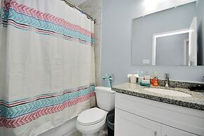 Cozy Retreat Near NRG Stadium, Free parking, Wi Fi