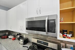 Cozy Retreat Near NRG Stadium, Free parking, Wi Fi