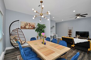 Cozy Retreat Near NRG Stadium, Free parking, Wi Fi