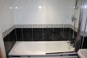 Nottingham Hill Apartment Retreat