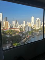 ACOGEDOR APARTAMENTO PISO 12- PARCEROS G