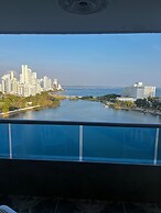 ACOGEDOR APARTAMENTO PISO 12- PARCEROS G