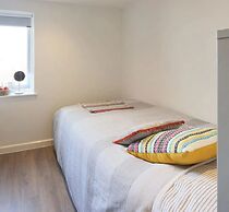 Student Only Riverside Way