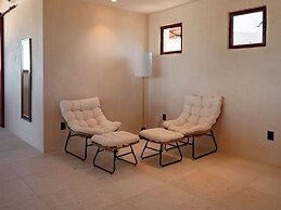 Beach Front Hotel Boutique DK House