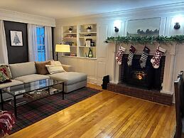 The Inn Crowd Bed and Breakfast