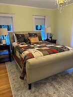 The Inn Crowd Bed and Breakfast